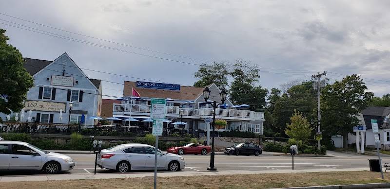 The Shoppes at Village Landing
